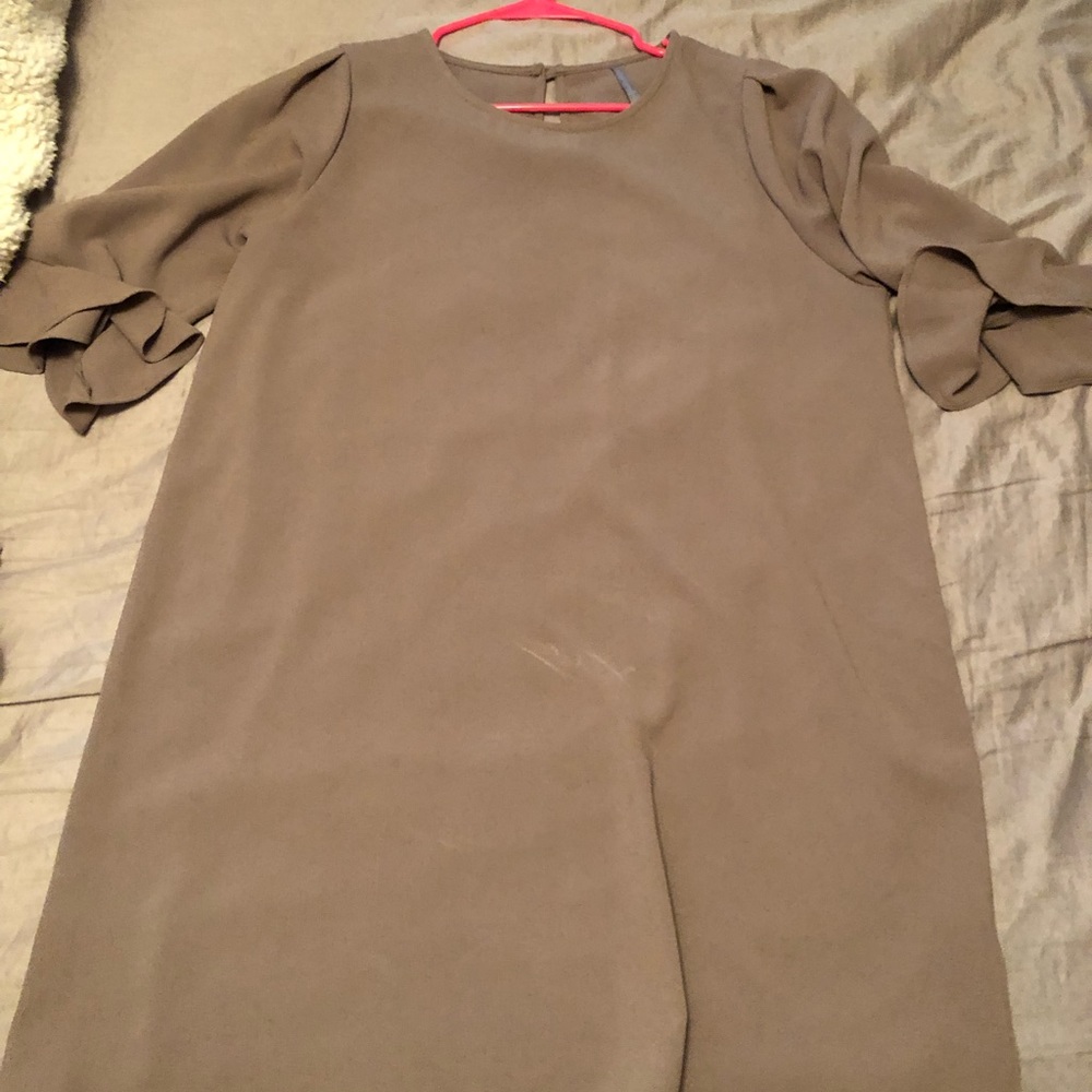 Brown dress